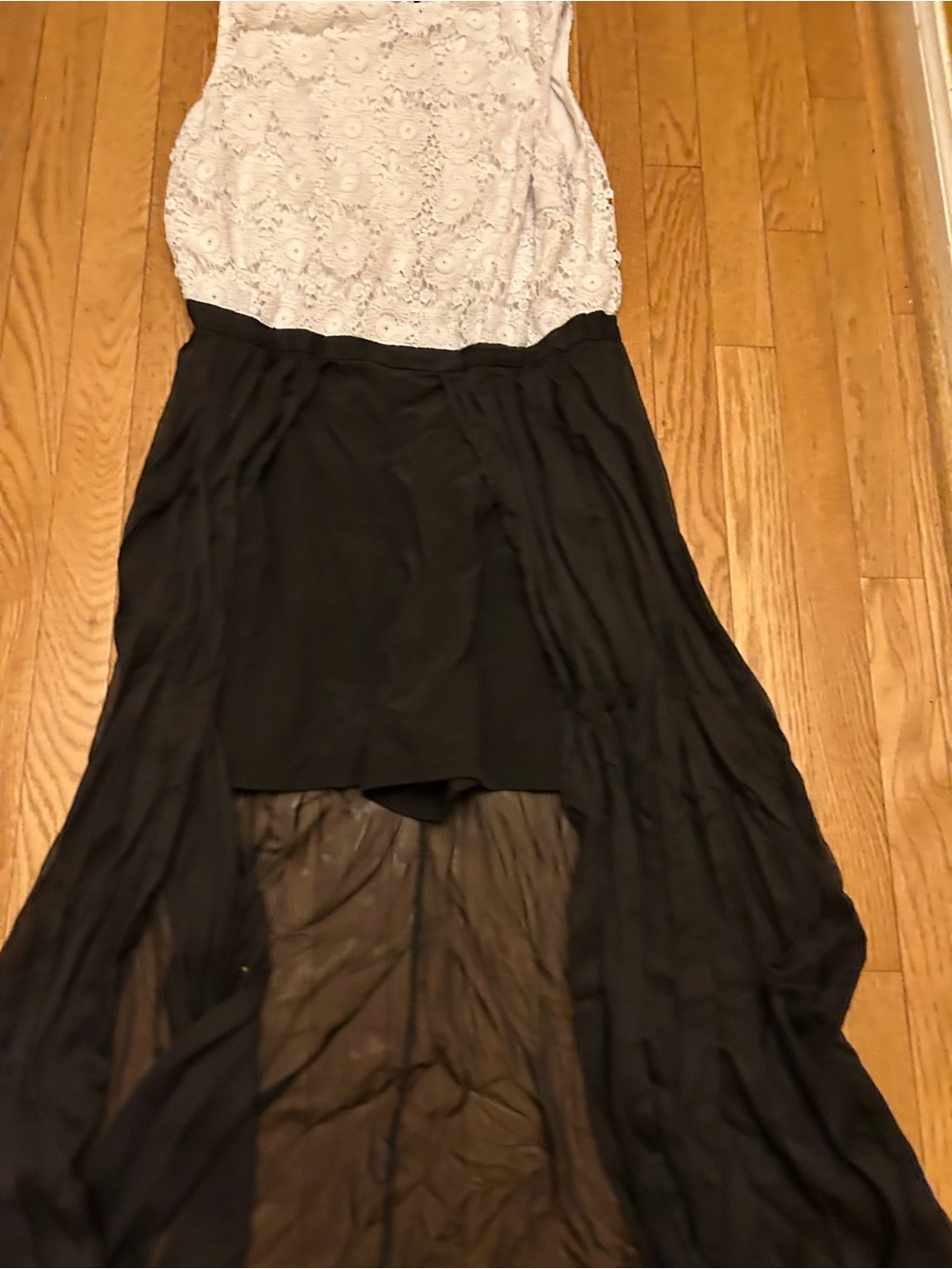 New York & Company White Lace Top Black Gauzy Bottom Romper Size 14